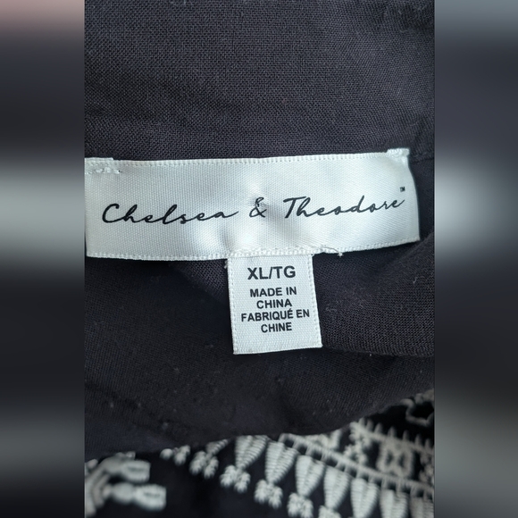 Chelsea & Theodore Black Embroidered Blouse - Picture 5 of 6